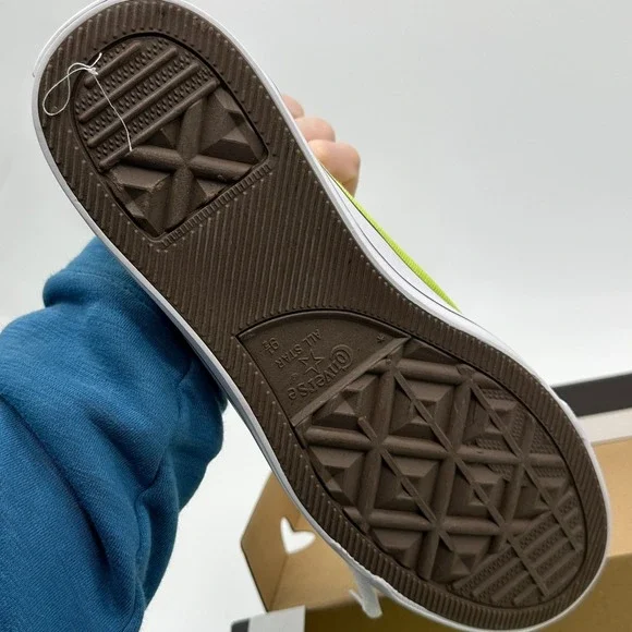 Converse Chuck Taylor Shoes Unisex Mens 9.5 Womens 11 Green Sneaker‎ A03422F NEW - Picture 4 of 10